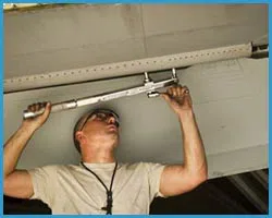 United Garage Door Newton, MA 617-987-4001 - sidebar-door-install-15-05m