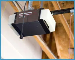 United Garage Door Newton, MA 617-987-4001 - sidebar-opener-15-05m